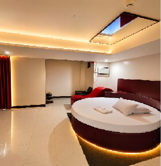 Guest room seating area at Papa Tantan Apartelle